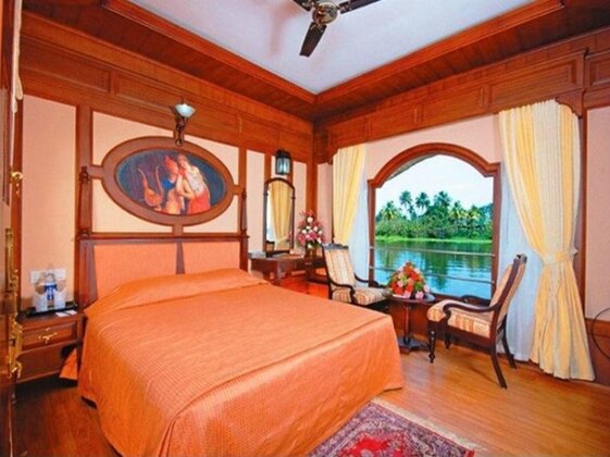 Pulickattil Houseboats - Photo5