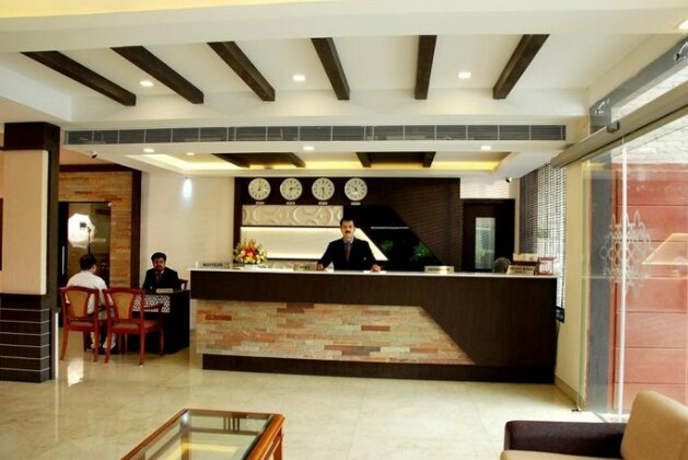 Royale Park Hotel - Photo4