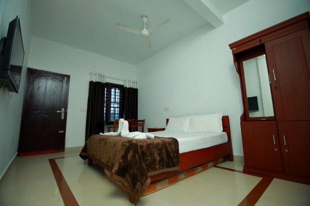 Shalom Beach Residency - Photo3