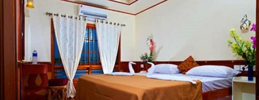 Travancore Houseboats - Photo4