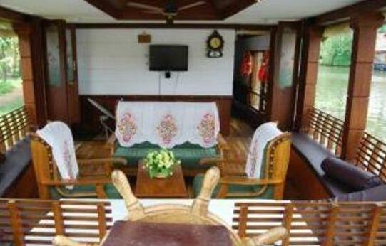 White Rose Houseboats - Photo2