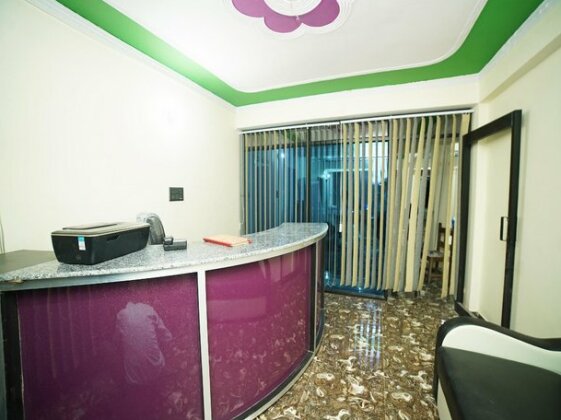 OYO 30841 Royal Hotel - Photo4