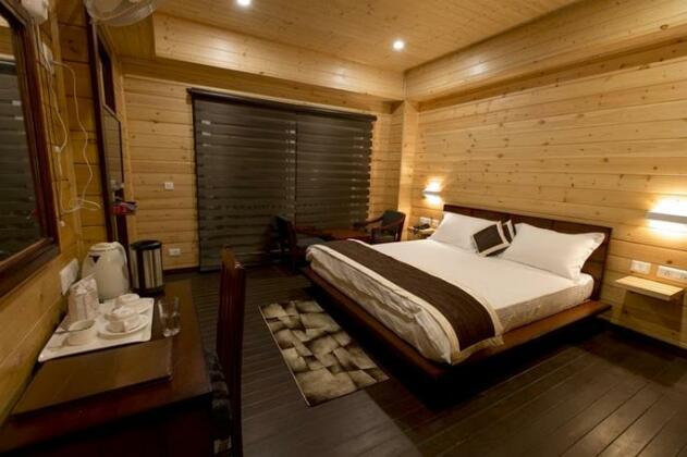 The Himalayan Woods - Photo3
