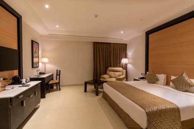 Cygnett Lite Alwar - Photo4