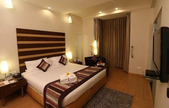 Lemon Tree Hotel Alwar - Photo2