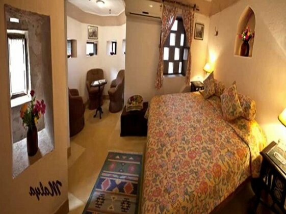 The Dadhikar Fort Hotel - Photo5