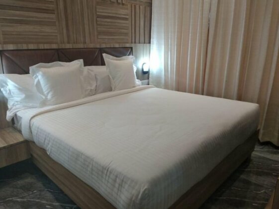 Clarks Inn Ambala - Photo3