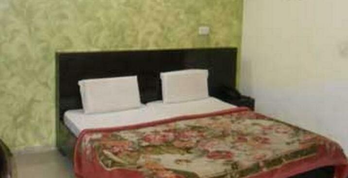 Hotel Four Seasons Ambala - Photo5