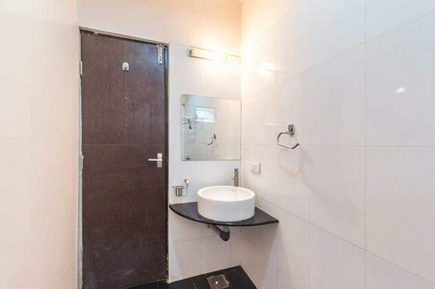 Hotel Gouri Inn - Photo5