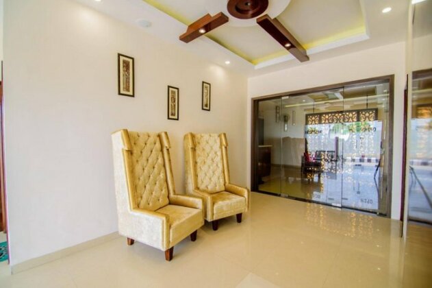 AH1 Hotel - Photo4