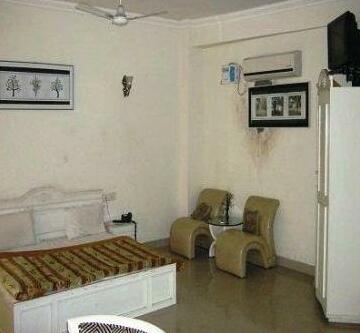 Hotel Dee Sons - Photo3