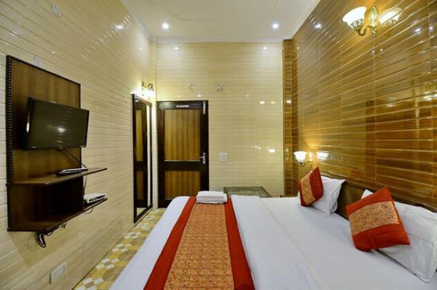 Hotel Holy City - Photo2