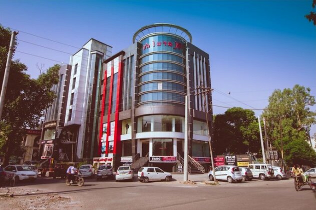 Hotel Narula's Aurrum