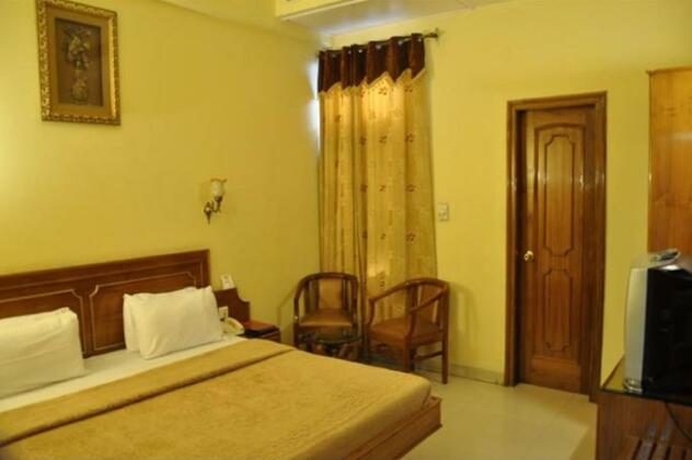 Hotel Swarn Plaza - Photo4