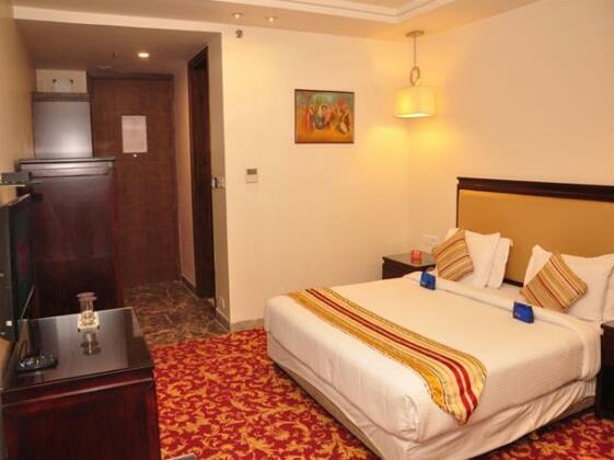 Oyo Premium Lawrence Road - Photo2