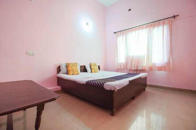 SPOT ON 62795 Hotel Sojourn - Photo2