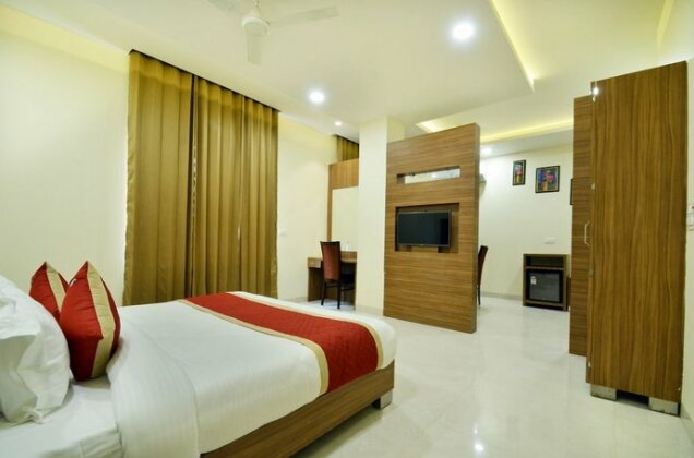 Welcome Inn near Railway Station - Photo2
