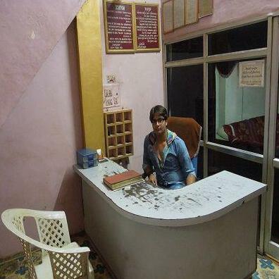 Hotel Amul Guest House - Photo3
