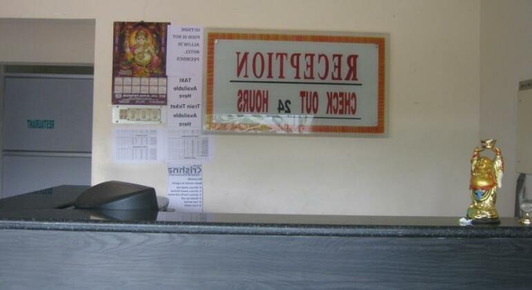 Shree Krishna Hotel and Restaurant - Photo3