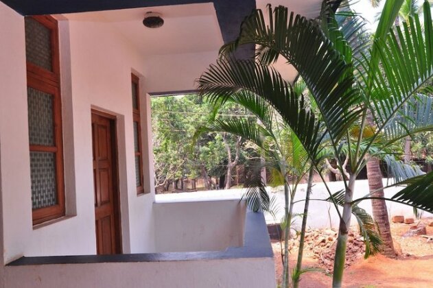 Anjuna Blue - Photo2