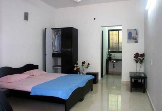 Henmil Holiday Homes - Photo2