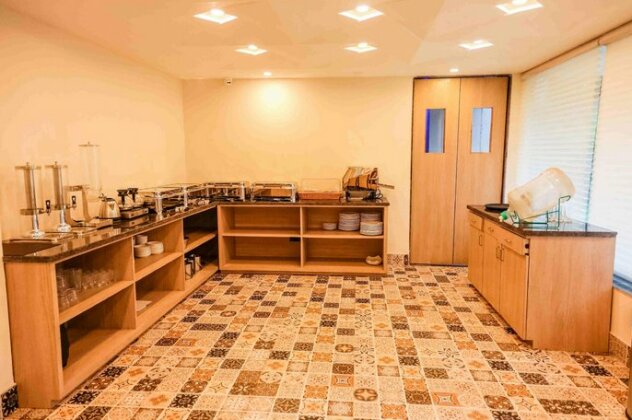 Hotel Regent Laguna - Photo2