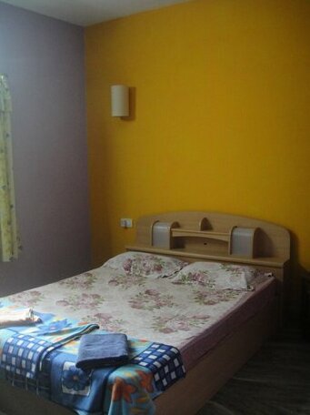 The Orange House - Photo4