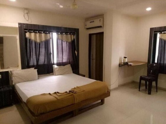 Hotel Prime Inn - Photo4