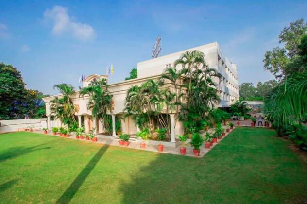 Hotel Shalimar Ankleshwar - Photo3