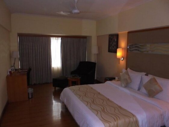 Lords Plaza Ankleshwar - Photo4