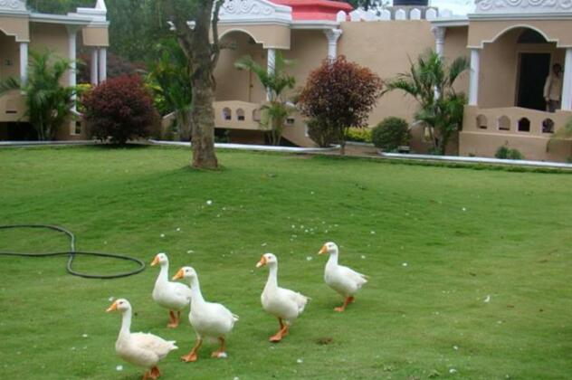 SRK Silver Oak Resorts - Photo5