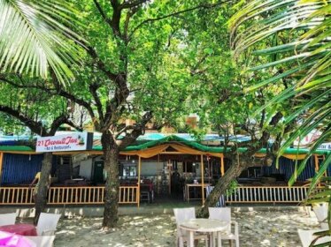 21 Coconuts Inn