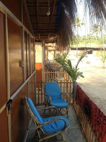 Basho Huts & Cafe - Photo2