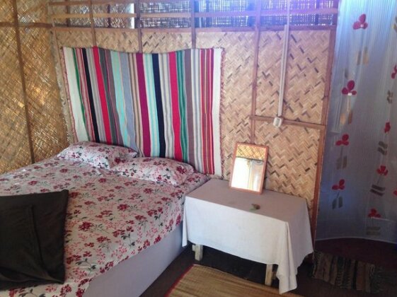 Basho Huts & Cafe - Photo4