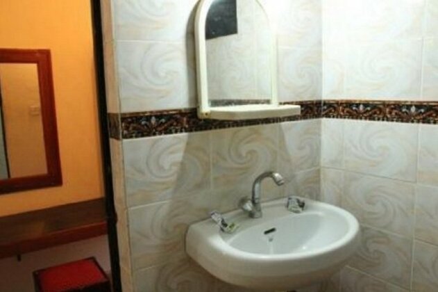 Famafa Beach Resort Hotel - Photo5