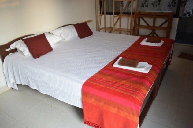 Happy Feet Guest House - Photo2
