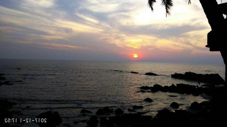 Om Ganesh Guest House Cliffside - Photo2