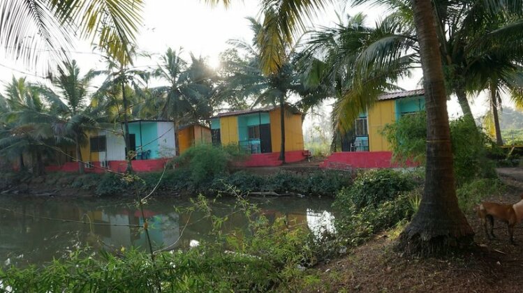 Om Lake Resort