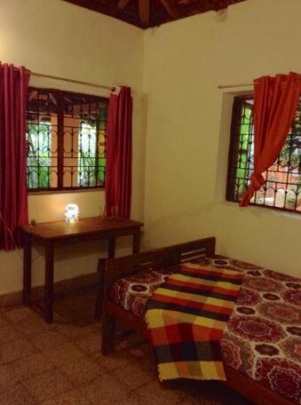 Om Shanti Home - Photo3