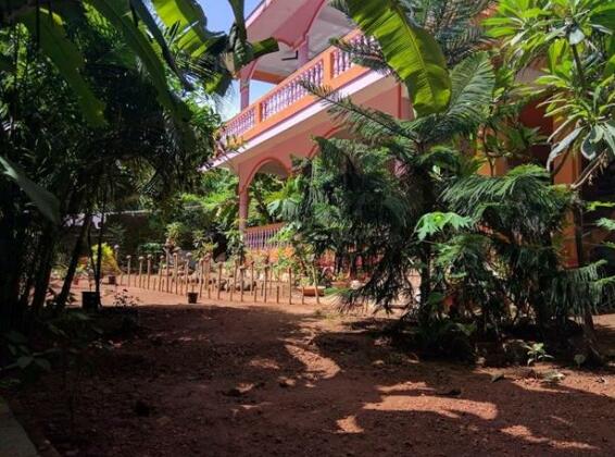 Om Shanti Home - Photo4