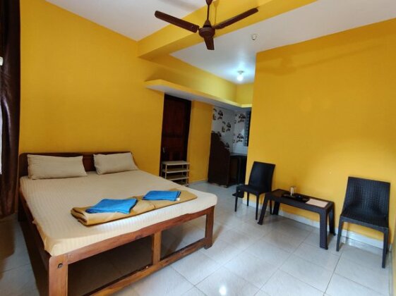 The Red & Yellow BnB - Photo5