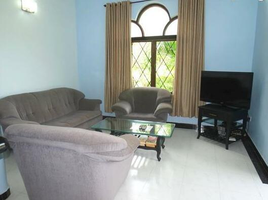 10 2br Spacious Villa W/ Wi-Fi +Kitchen - Photo4