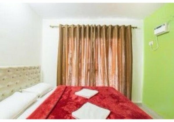 4bhk Exotic Villa With Swimming Pool - Photo4