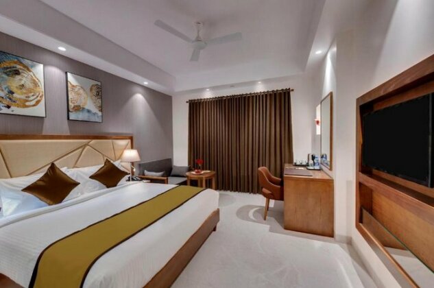 Click Hotel Aurangabad - Photo2