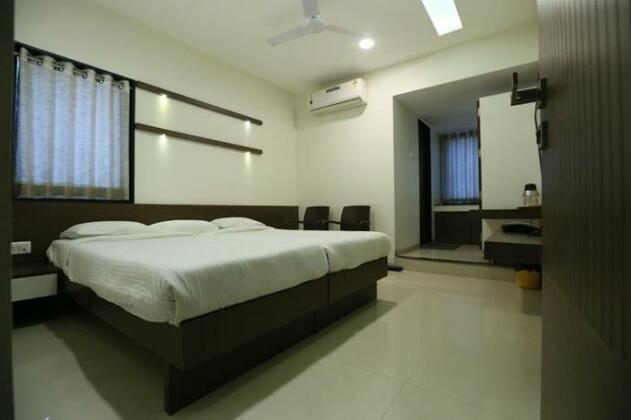 Hotel Girnar - Photo5