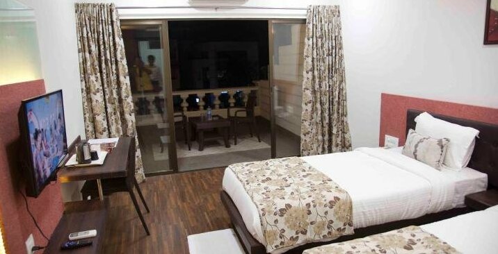 Hotel Pearls Aurangabad - Photo2