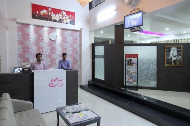 Hotel Yash Executive - Photo2