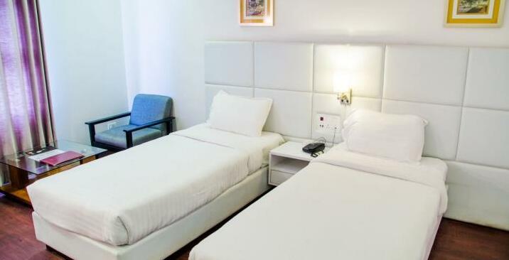 The Manor Hotel Aurangabad - Photo4