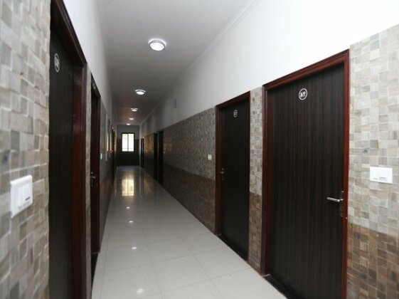 OYO 26931 Madhav Bhavan - Photo4