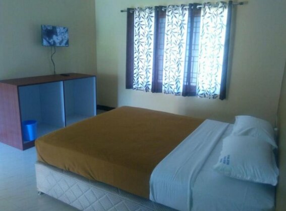 Hotel at Aihole - Photo3
